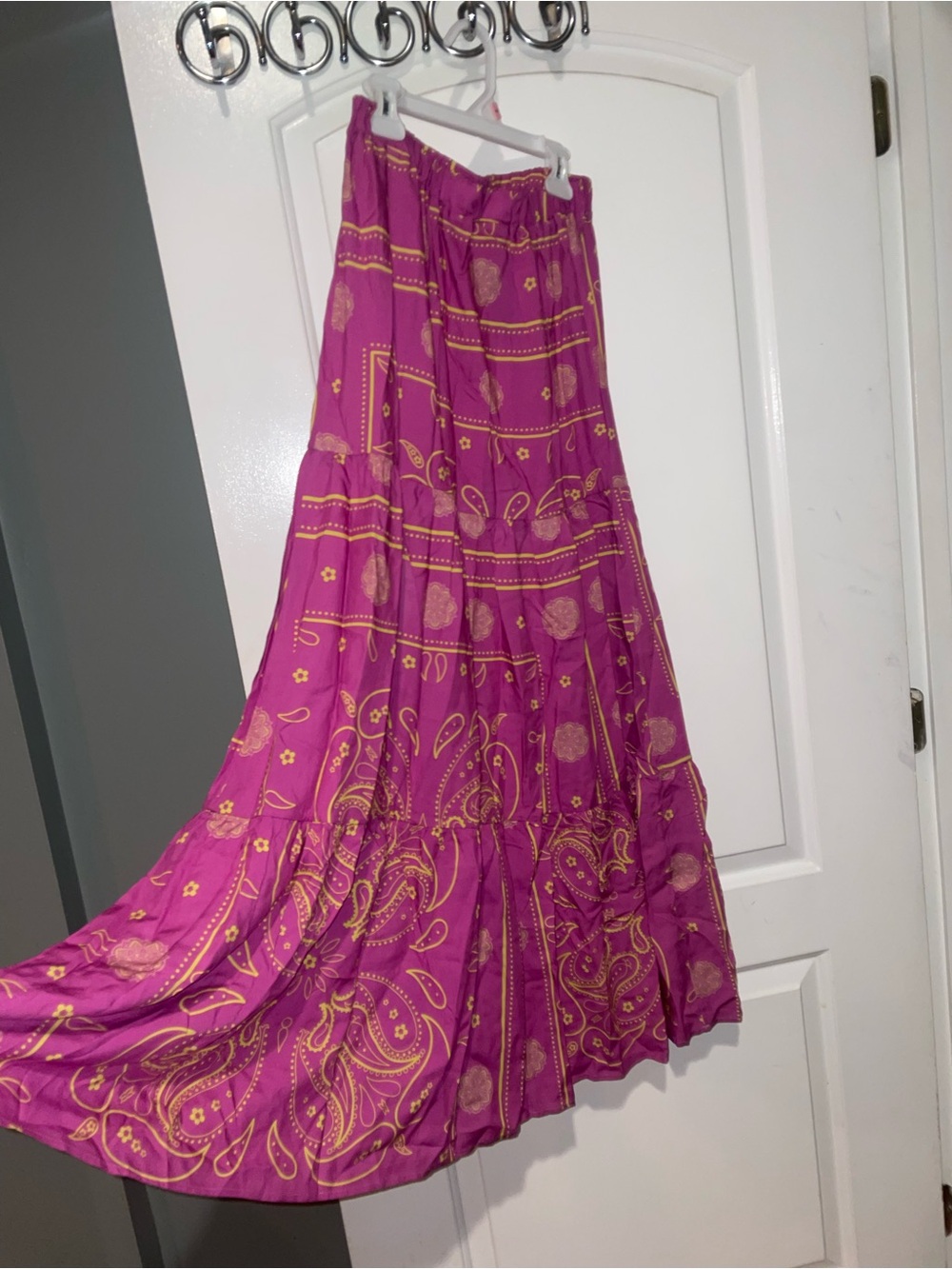 New! Benevierre Boho Fuchsia + Yellow Paisley Tiered Maxi Skirt  + Top 💕 XS Set - Picture 12 of 16